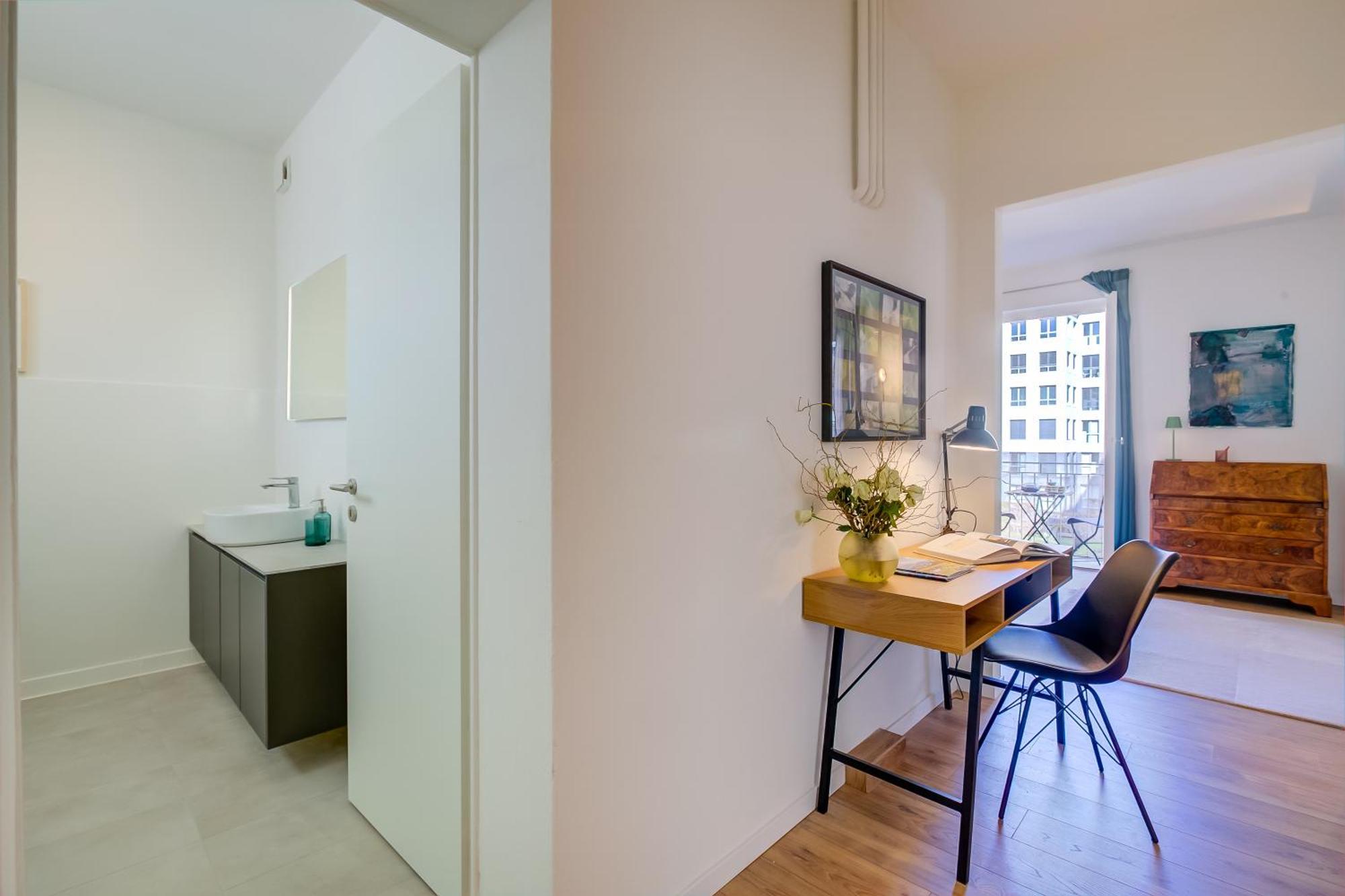 Modern - Happy Apartment